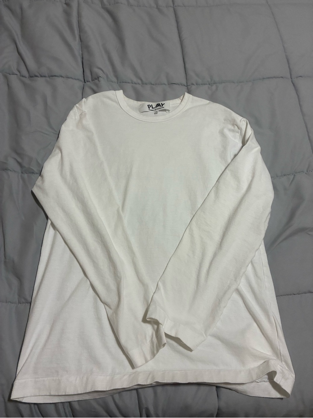 Comme des Garçons PLAY White Long-Sleeve Crewneck Tee